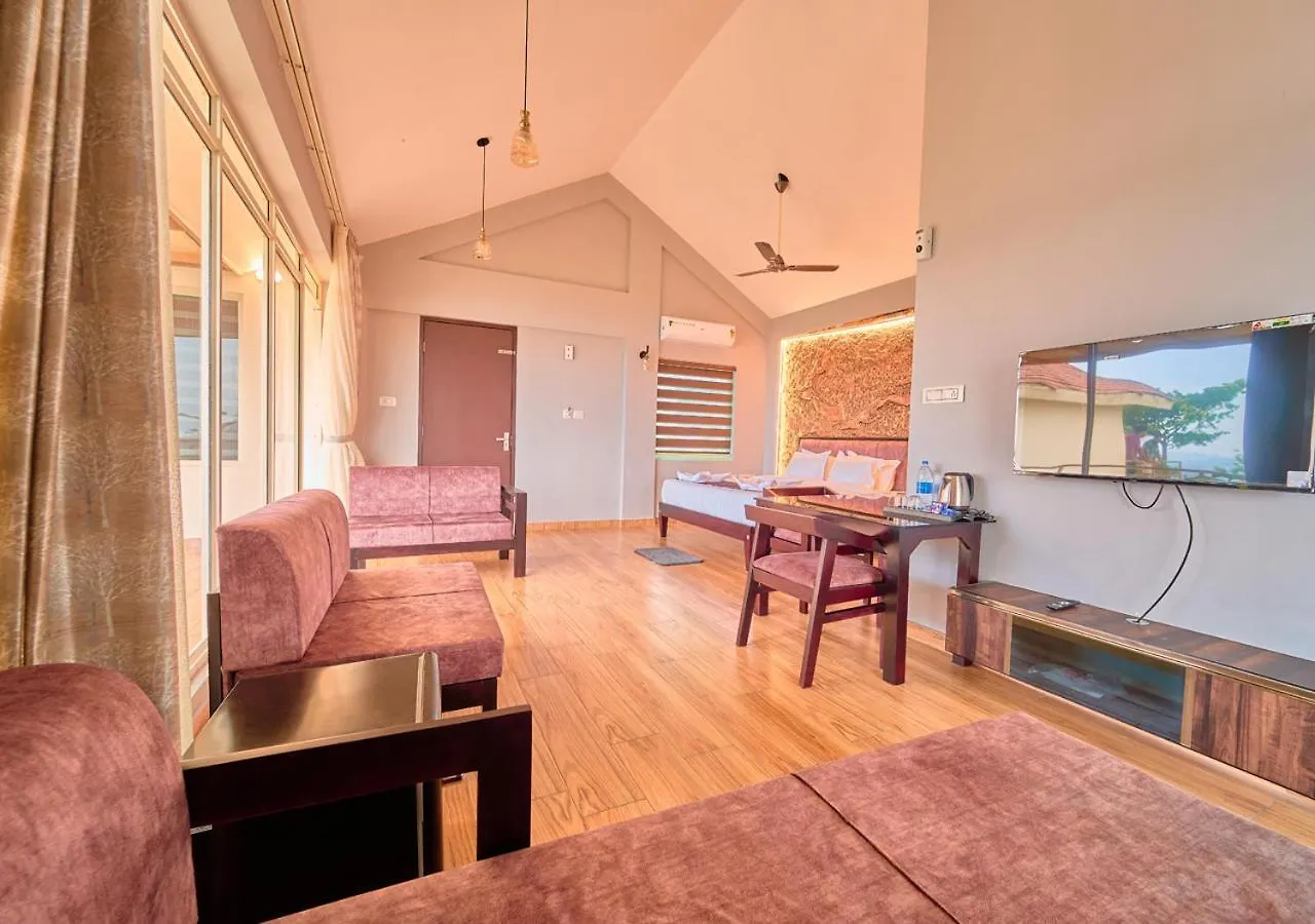 Irish County Vagamon Pool Resort By Voye Homes