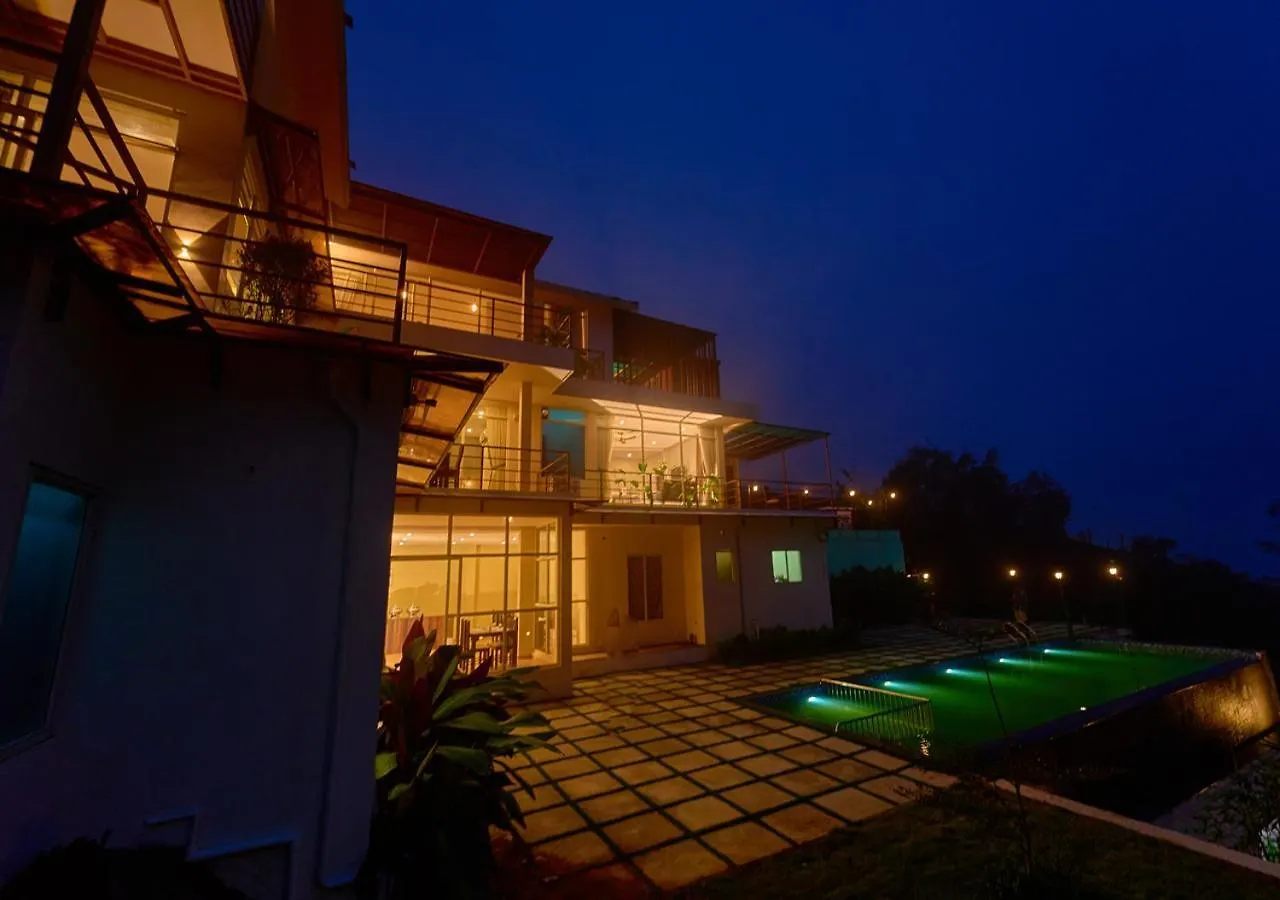 Irish County Vagamon Pool Resort By Voye Homes
