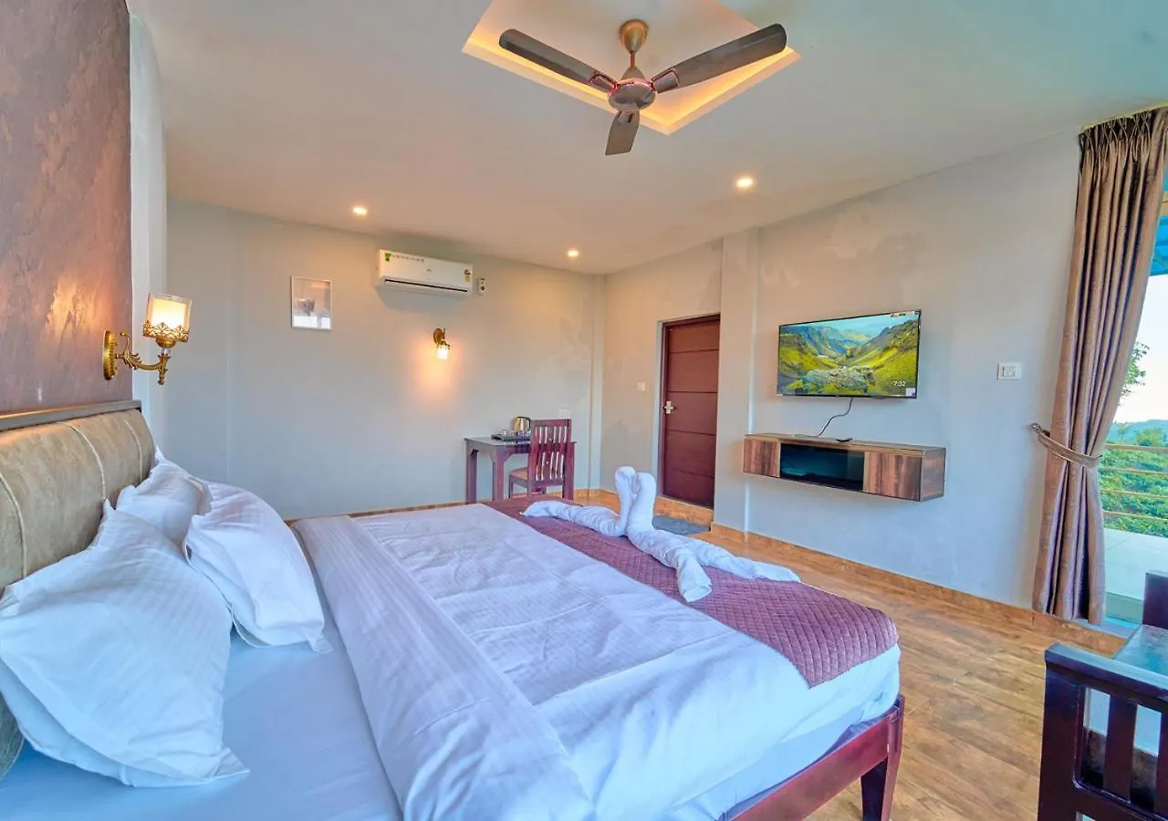 Irish County Vagamon Pool Resort By Voye Homes 0*,  India