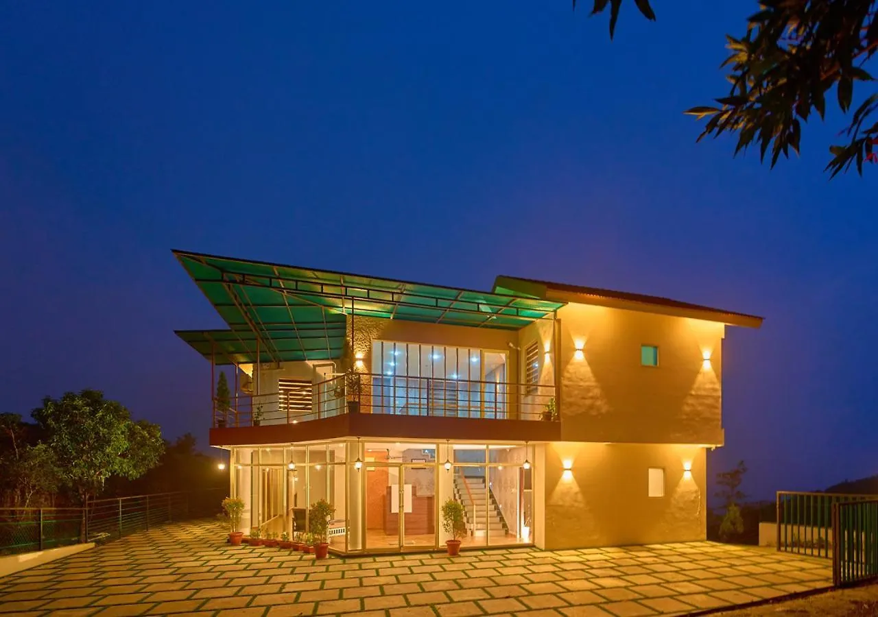 Irish County Vagamon Pool Resort By Voye Homes