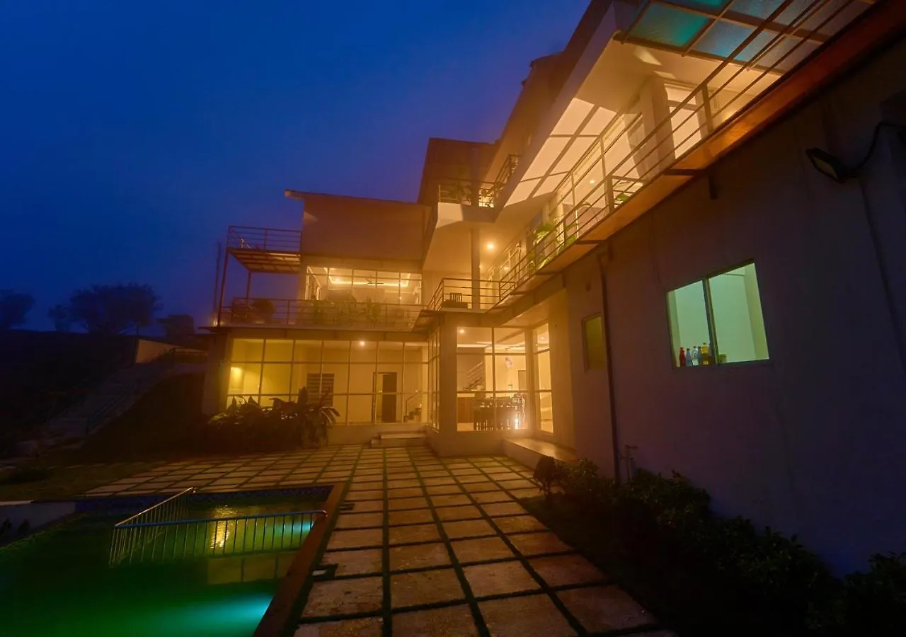 Irish County Vagamon Pool Resort By Voye Homes